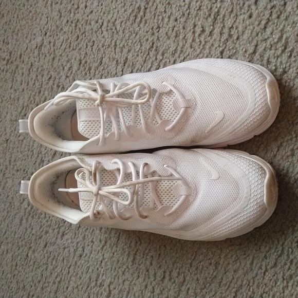 Nike Air Max Women's Sneakers - Picture 2 of 16